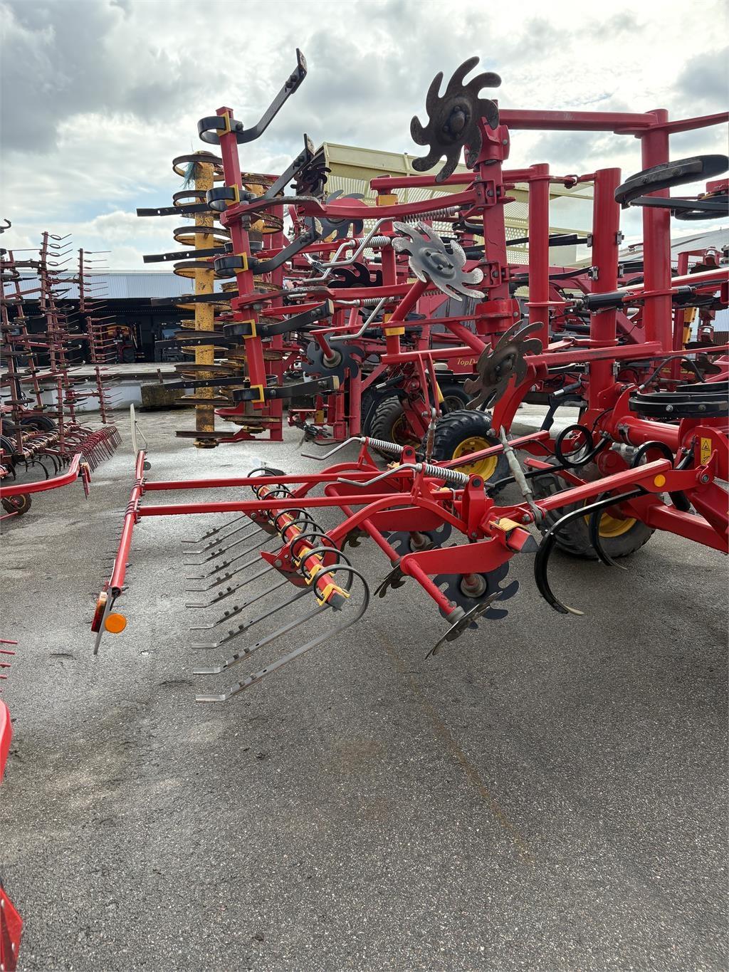 Väderstad SWIFT 400 Harvar