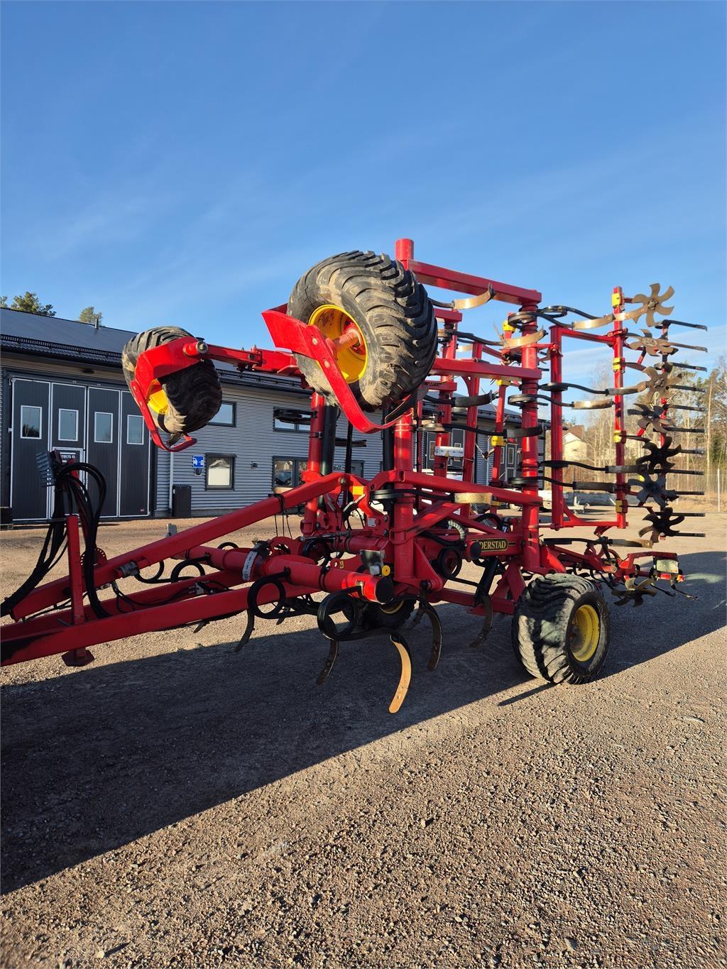 Väderstad SWIFT 720 Harvar