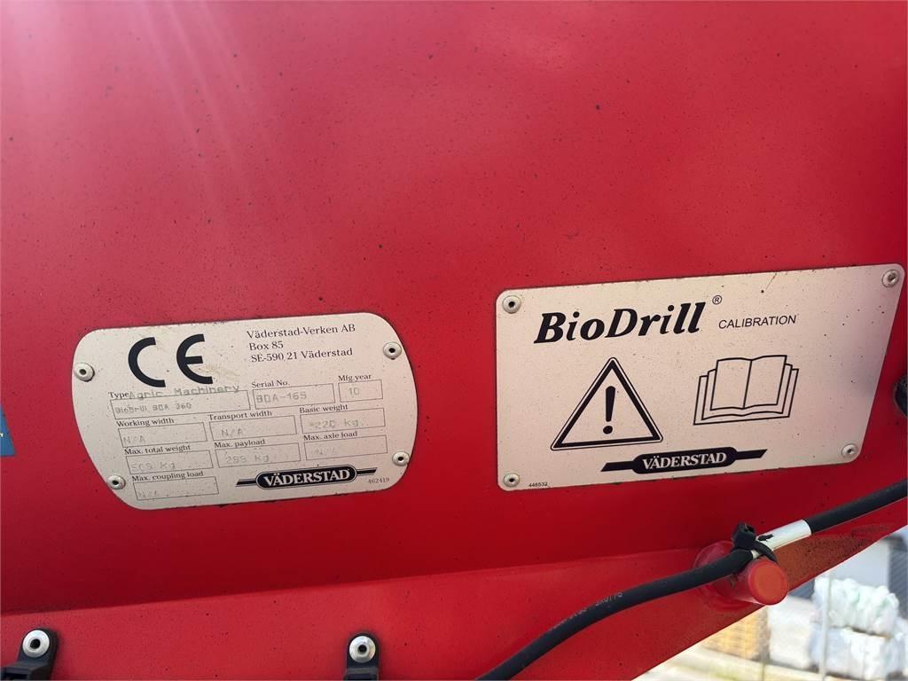 Väderstad SWIFT 720 + BIODRILL Harrows