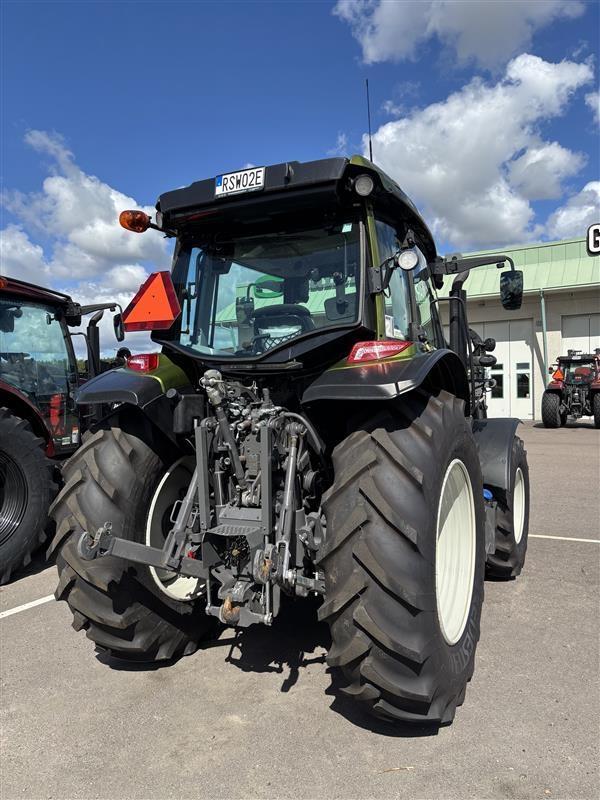 Valtra 115MH4+L Tractors