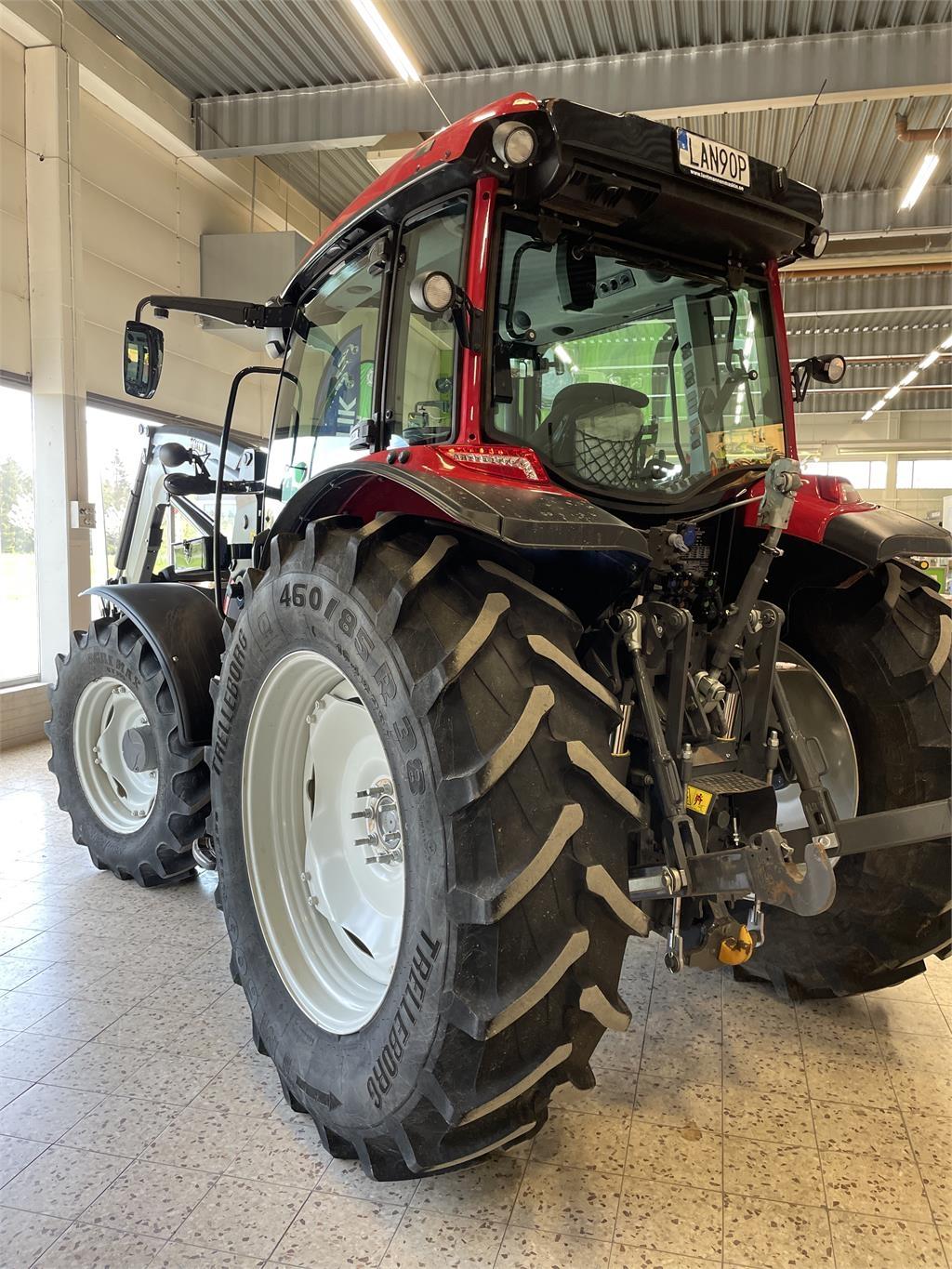 Valtra 135LH Tractors