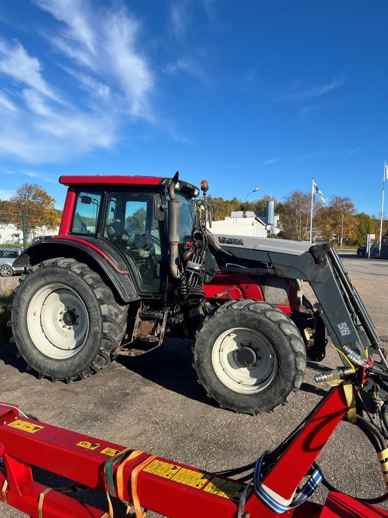 Valtra 141 ADVANCE Traktorer