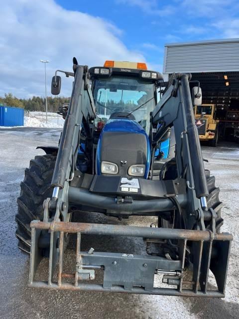 Valtra 142 DIRECT+L Tractors