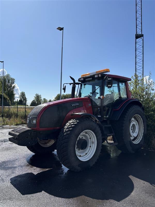 Valtra 191 HITECH Tractors