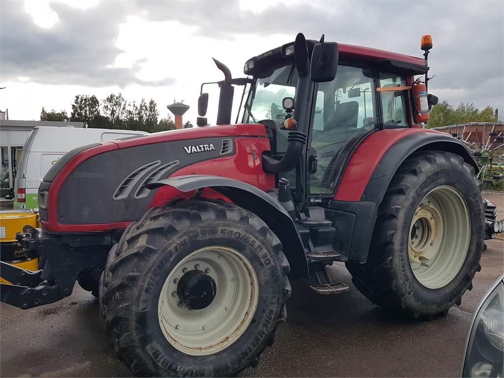 Valtra 202 DIRECT+F Tractors