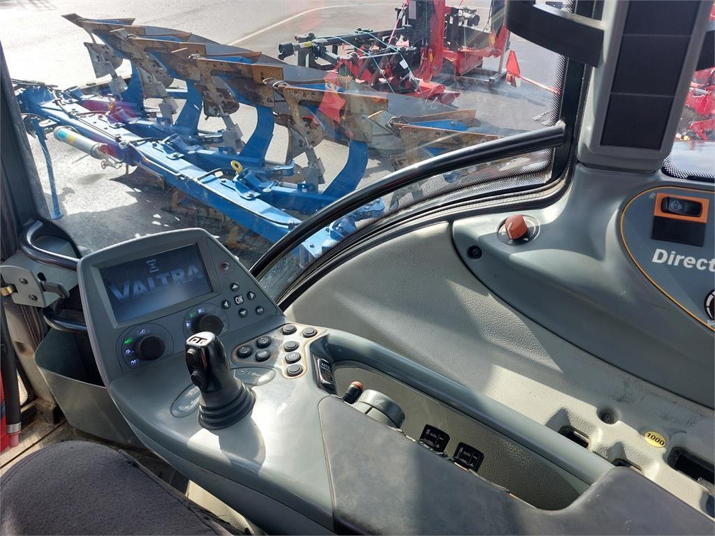 Valtra 203 DIRECT SCR Tractors