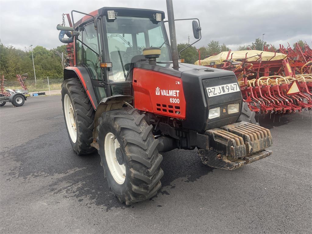 Valtra 6300 Tractors