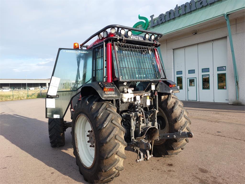 Valtra 93 HITECH Tractors