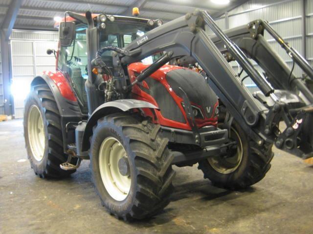 Valtra N134 ACTIVE +L Tractors