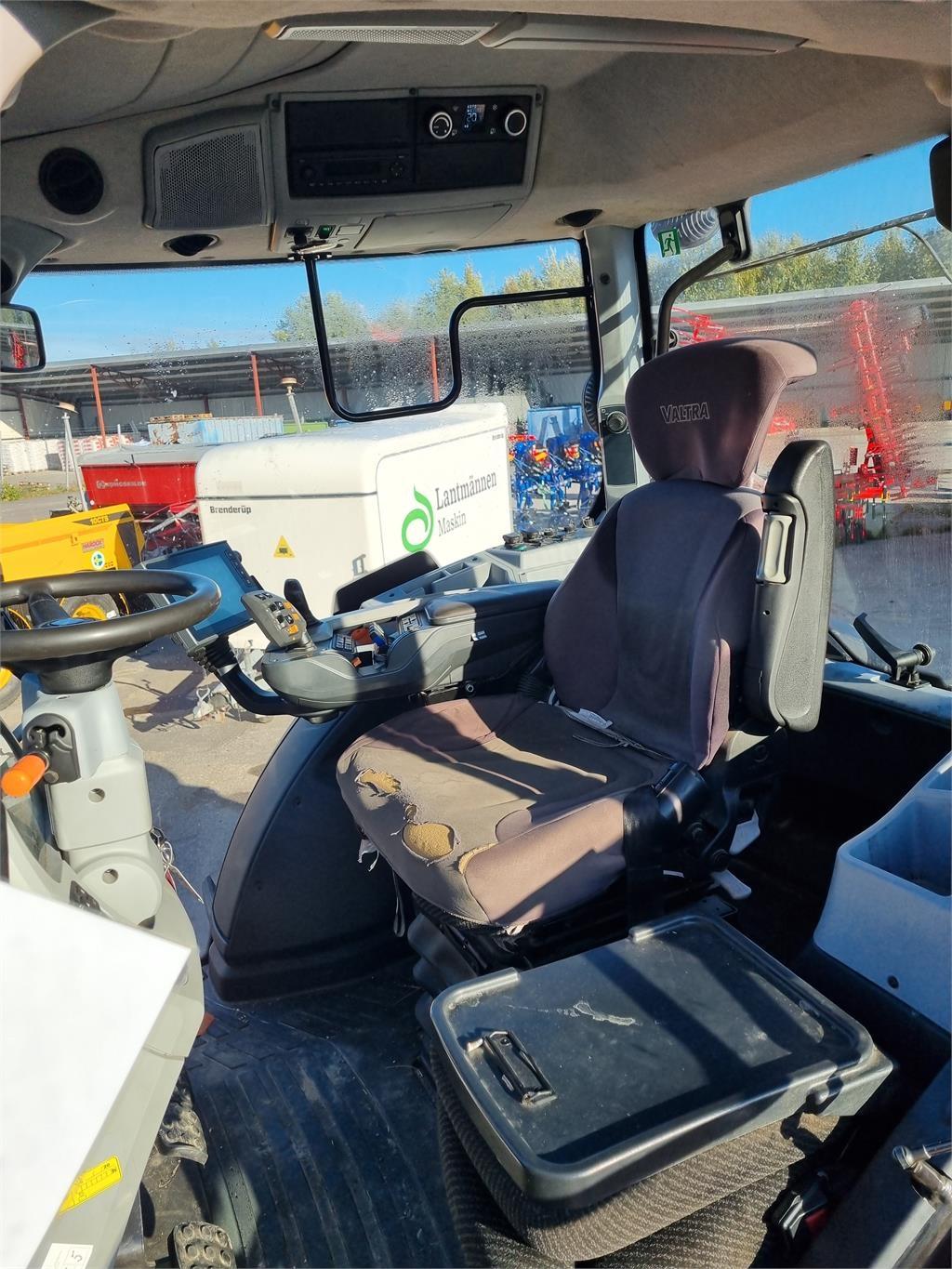 Valtra N174 DIRECT 1B7 SMARTTOUCH Tractors