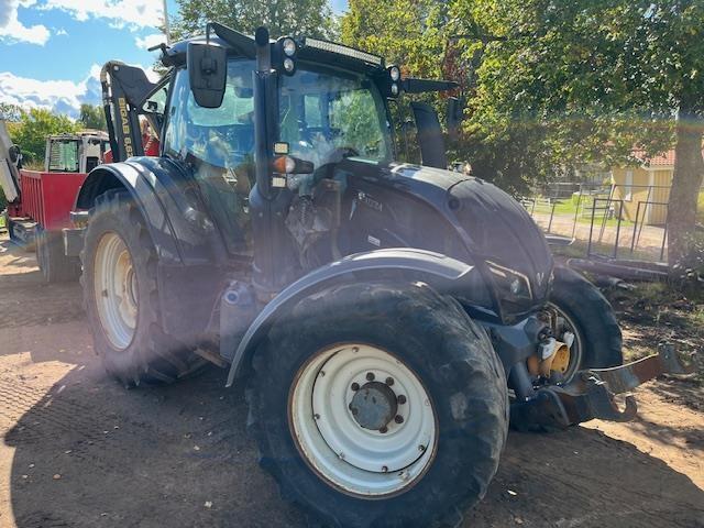 Valtra N174 DIRECT + F Tractors