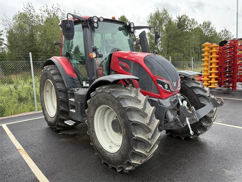 Valtra N175 DIRECT +F Tractors