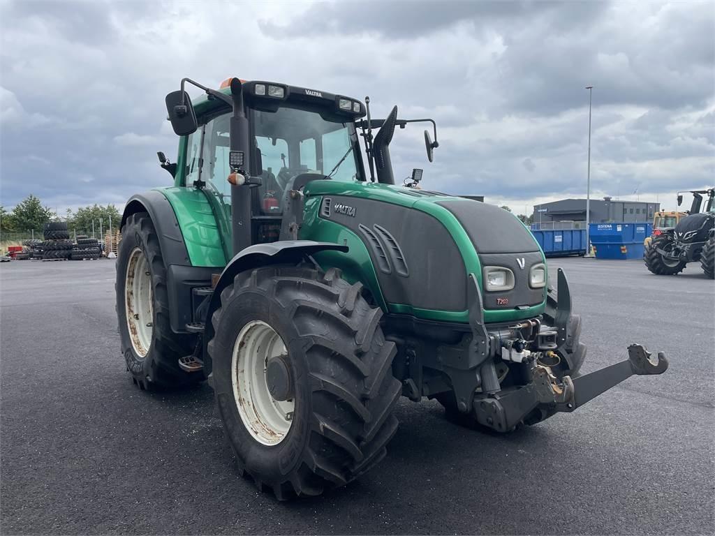 Valtra T203D FL SCR Tractors