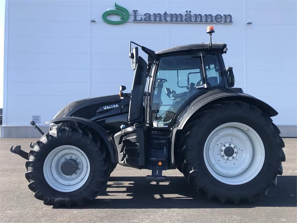 Valtra T235 DIRECT Tractors