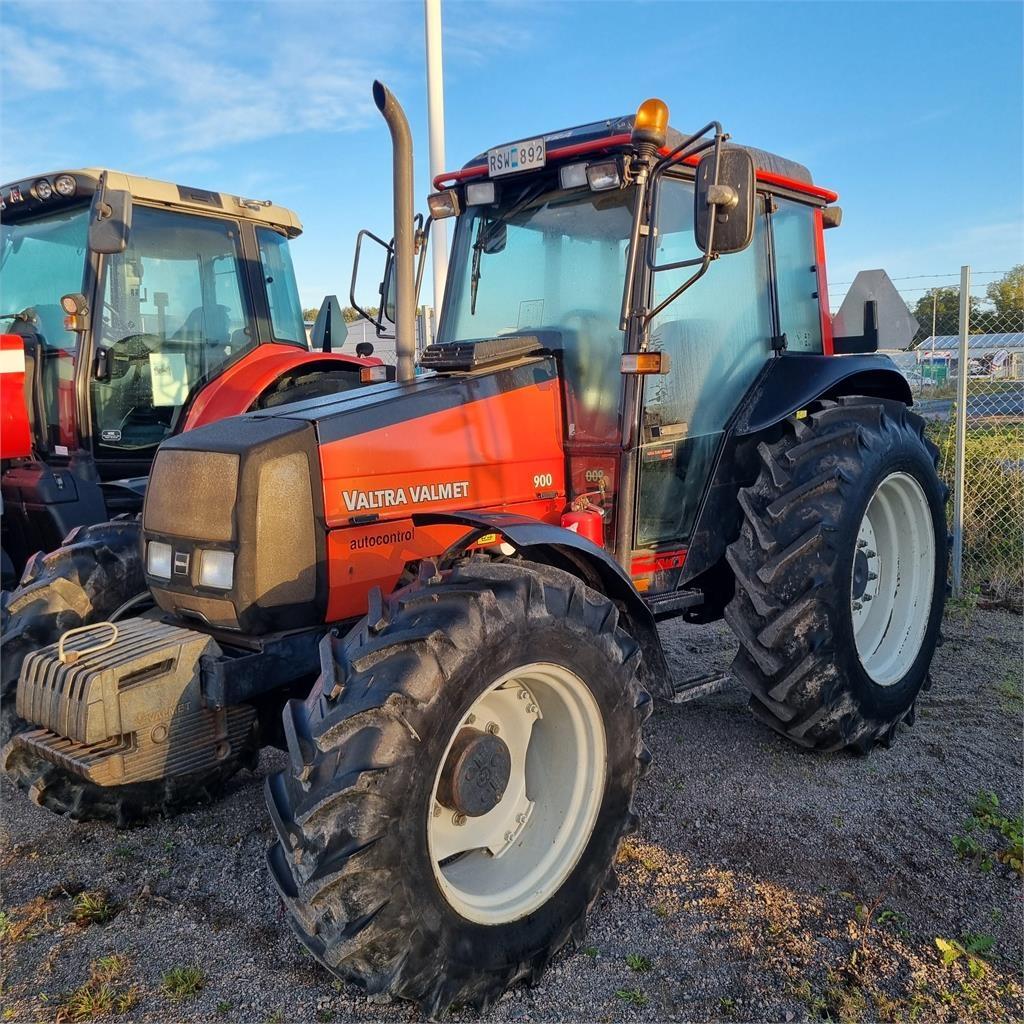 Valtra Valmet 900 Tractors