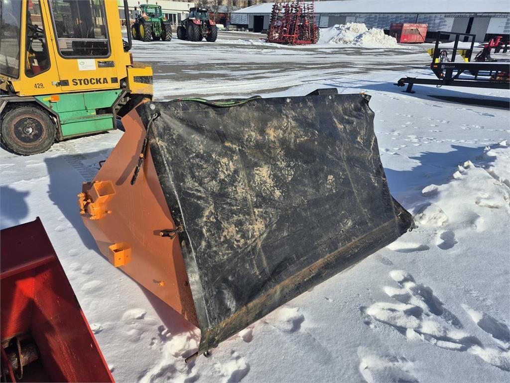  WESTBJÖRN TSL 16 T-100 STYRNING Sand and salt spreaders