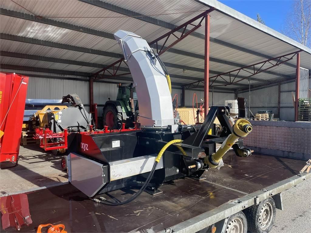 XYZ 2400 Other road and snow machines