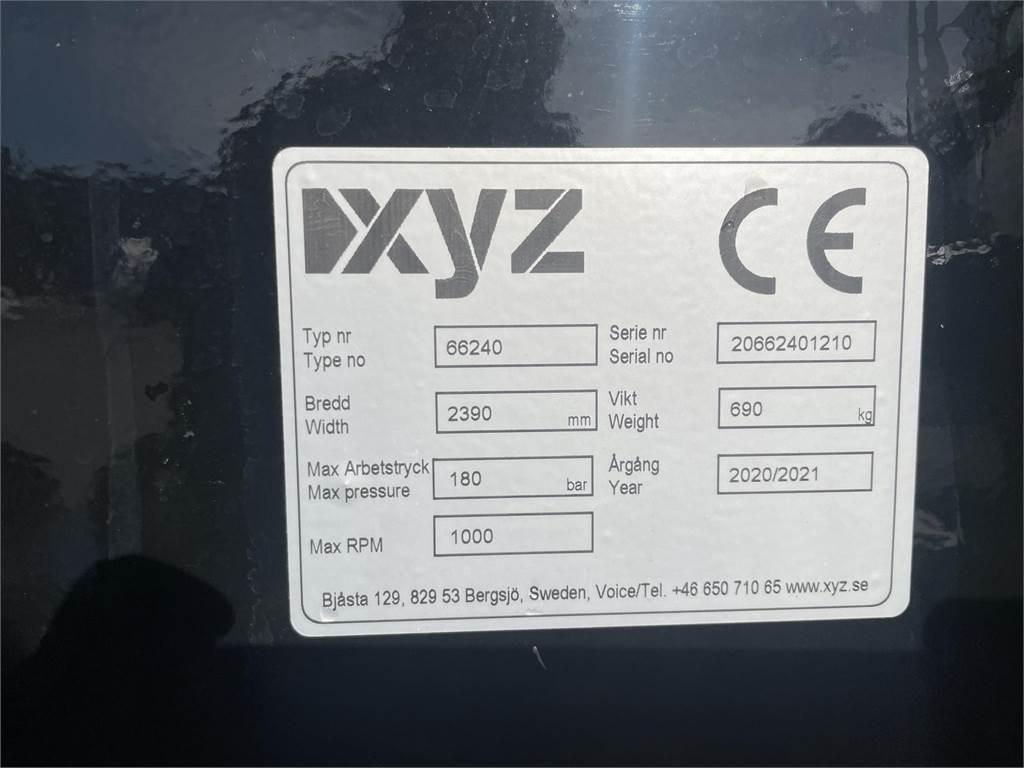 XYZ 2400 Other road and snow machines