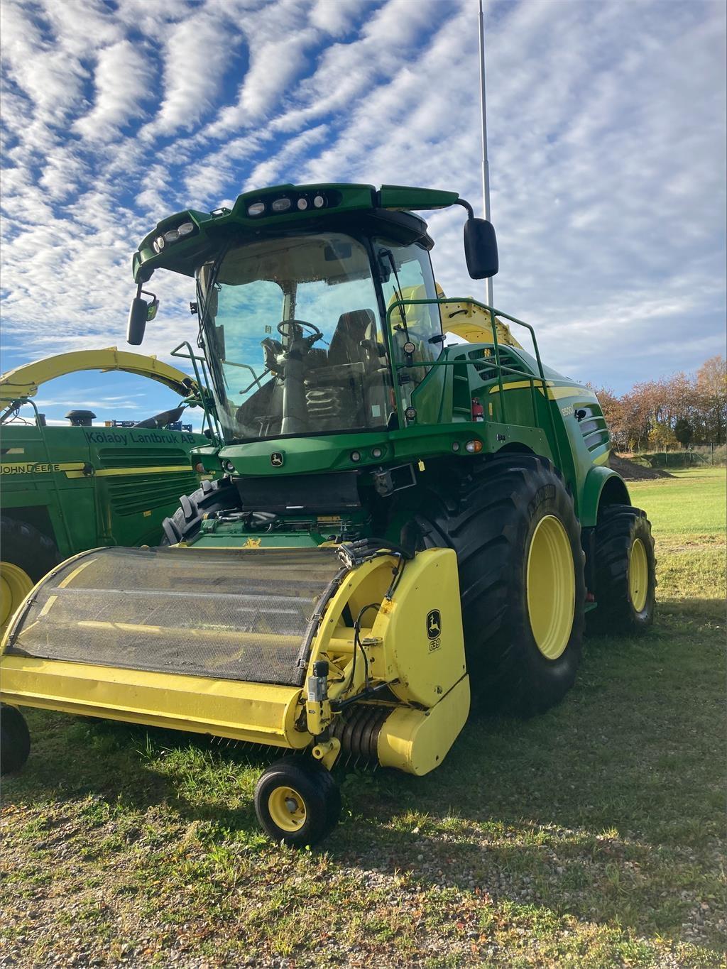 John Deere 8500 SJÄLVGÅENDE EXAKTHACK Övriga vallmaskiner