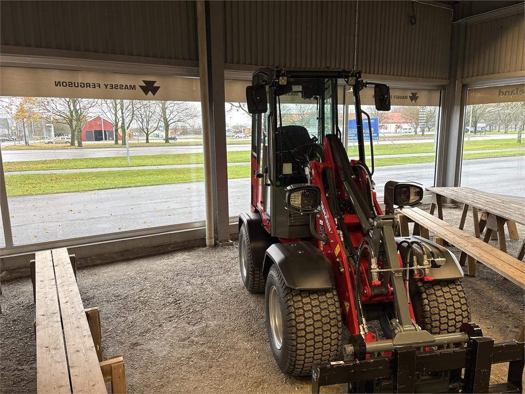 Weidemann 1190 E KAB Skid steer loaders