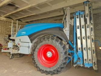 Lemken Vega 12/4000