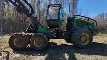 John Deere 1170 E