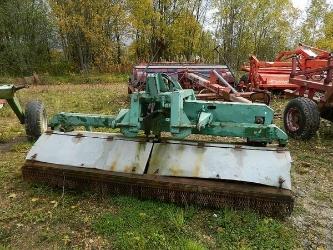 Frontālā pļaujmašīna