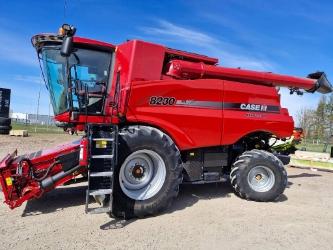 Case IH 8230 Axial Flow VariFeed 30" 4WD