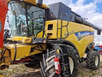 New Holland CX 8070
