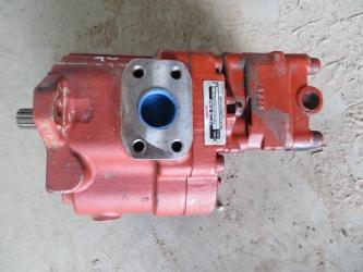 Nachi PVD-0B-24P-8G3-4837B Kubota U25-3