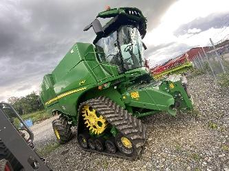John Deere S790i
