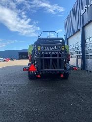 CLAAS Quadrant 5300 RF