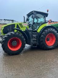 CLAAS Axion 930