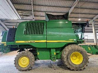 John Deere T 660