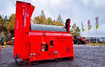 Hakki Pilke Pro 38 med HakkiFeed 422 stokkebord