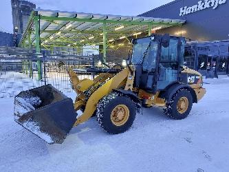 CAT 906H