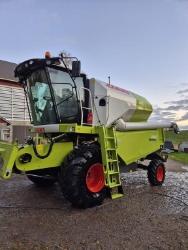 CLAAS AVERO 240 C430