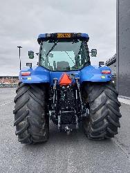 New Holland T8050