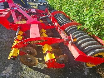 Väderstad CARRIER 350 GT HINATTAVA
