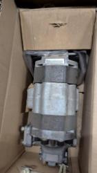 Komatsu HD405-7 - HYDRAULIC PUMP - 705-95-07081
