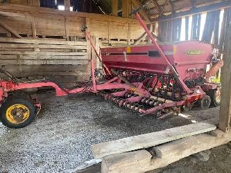 Väderstad Rapid 400C med Biodrill