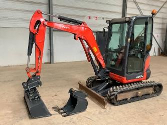 Kubota U 27-4