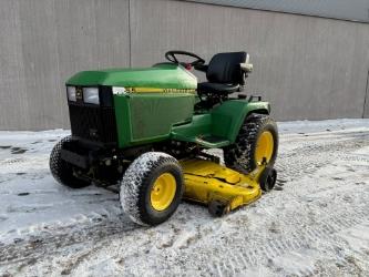 John Deere Åkgräsklippare 455