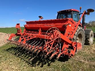 Kuhn Integra 4003