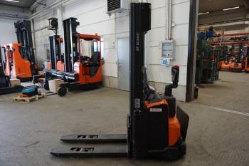 Toyota SWE120L