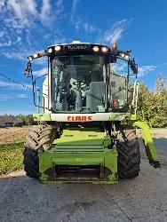 CLAAS Tucano 320