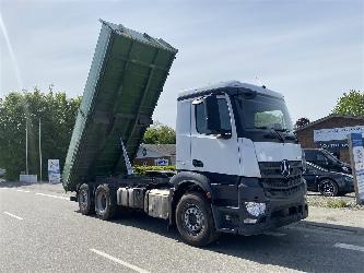 Mercedes-Benz Actros 2546