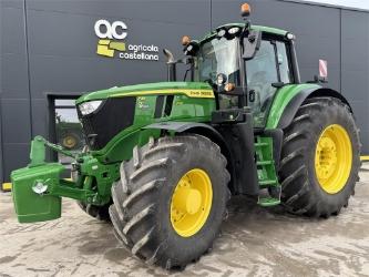 John Deere 6M200