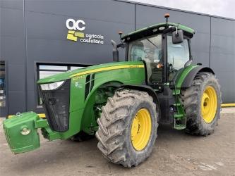 John Deere 8245R