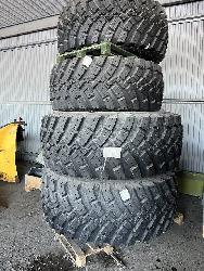 BKT RIDEMAX 710/70 R38 + 600/65 R28 PÅ FÄLG